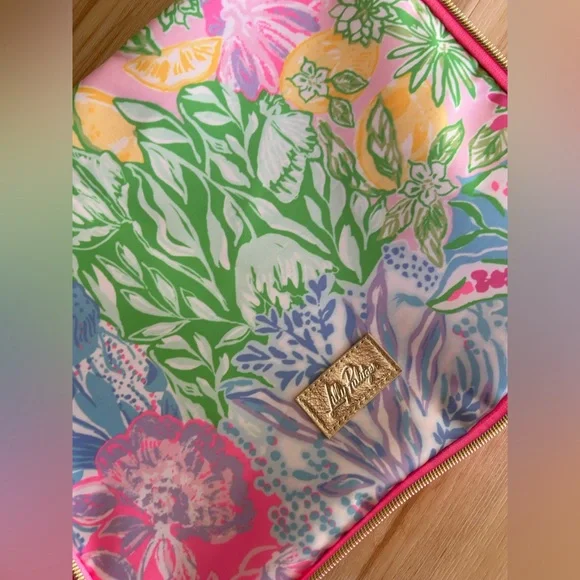 Brand new Lilly Pulitzer GWP packing cube in bright delight patch - Picture 4 of 5